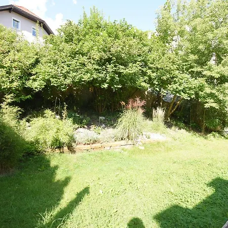 Central Spacious W Private Garden And Free Parking * インスブルック
